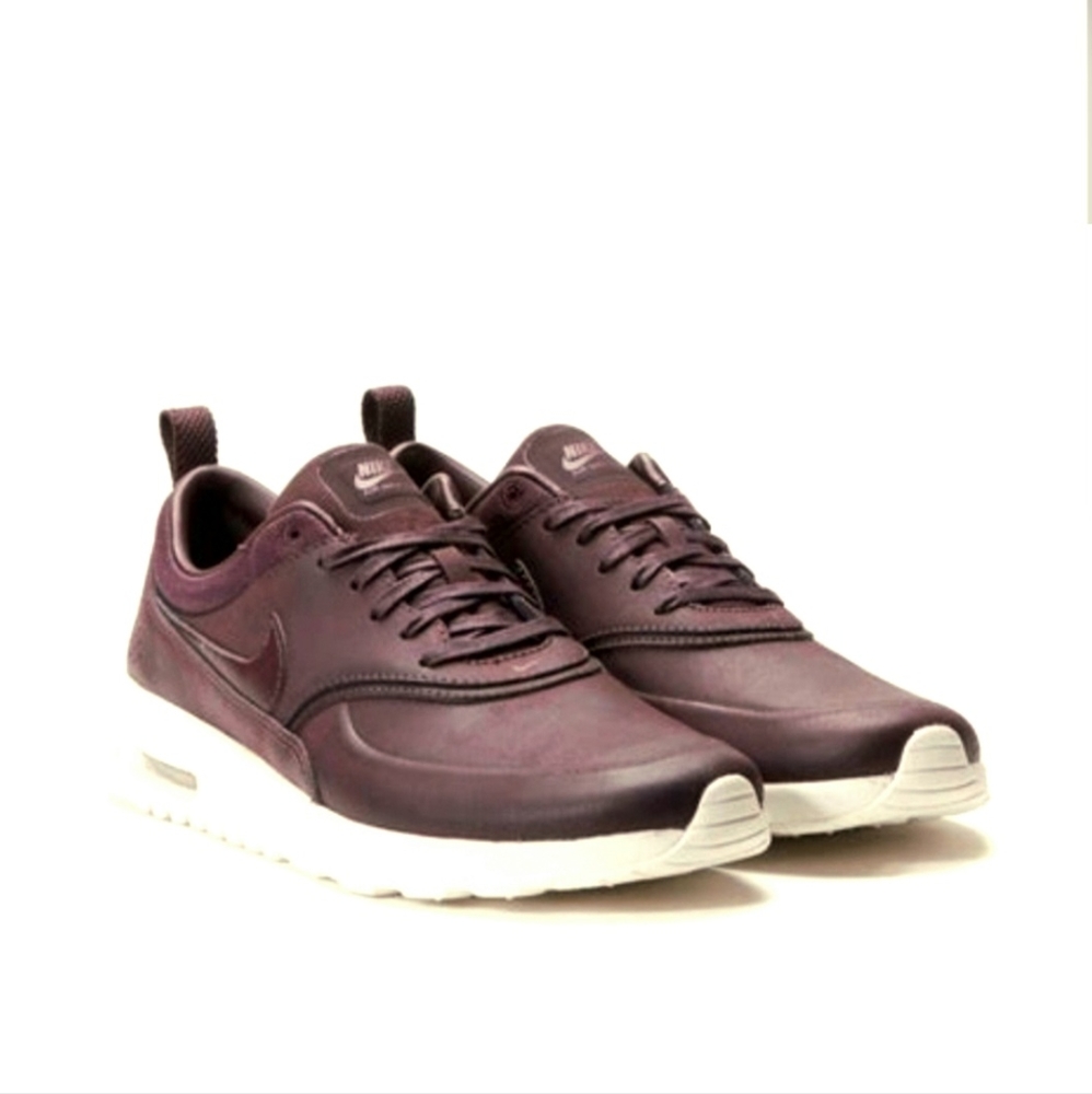 Mahogany Metallic Nike Air Max Thea